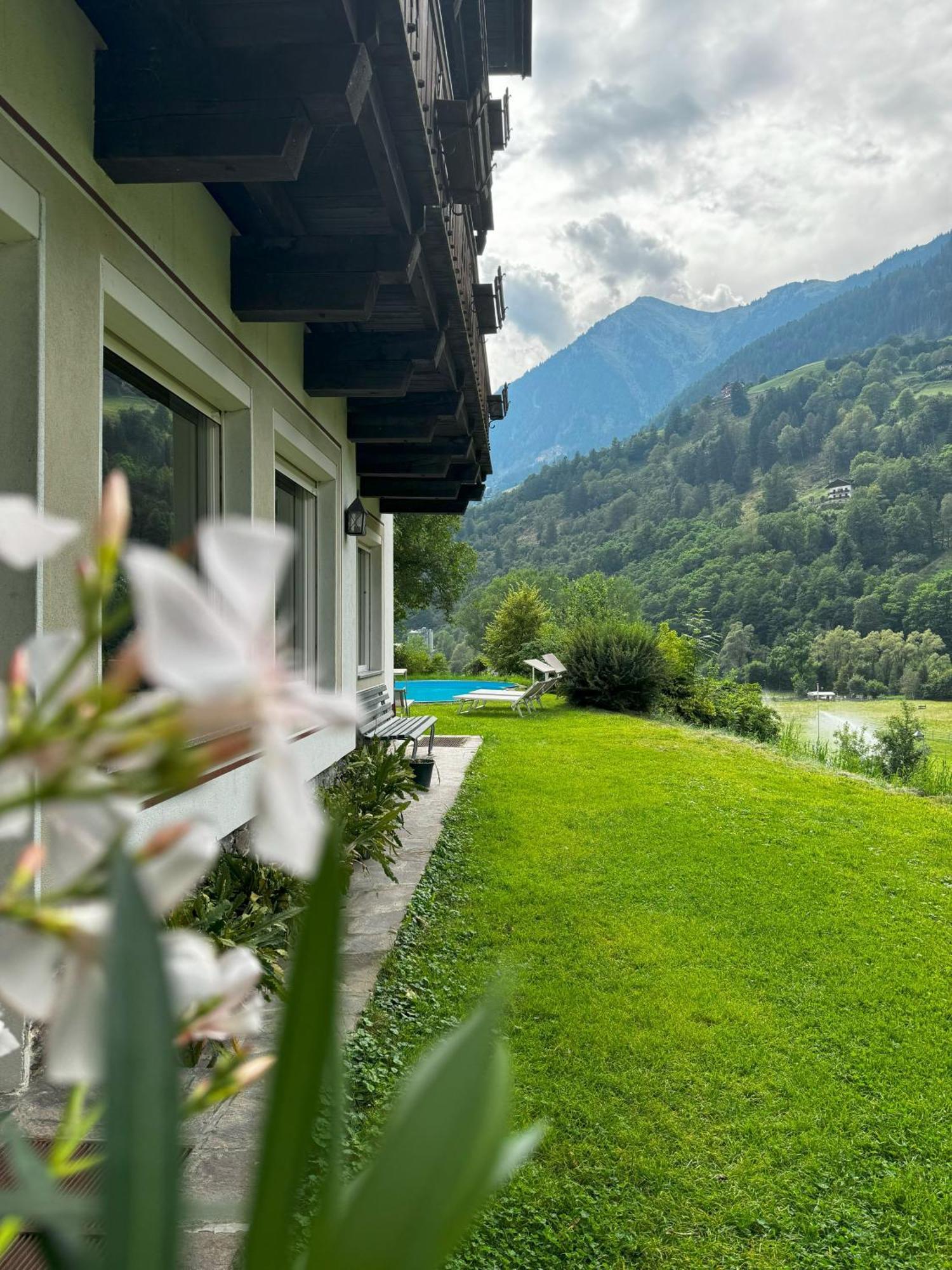 Hotel Klotz San Leonardo in Passiria Luaran gambar